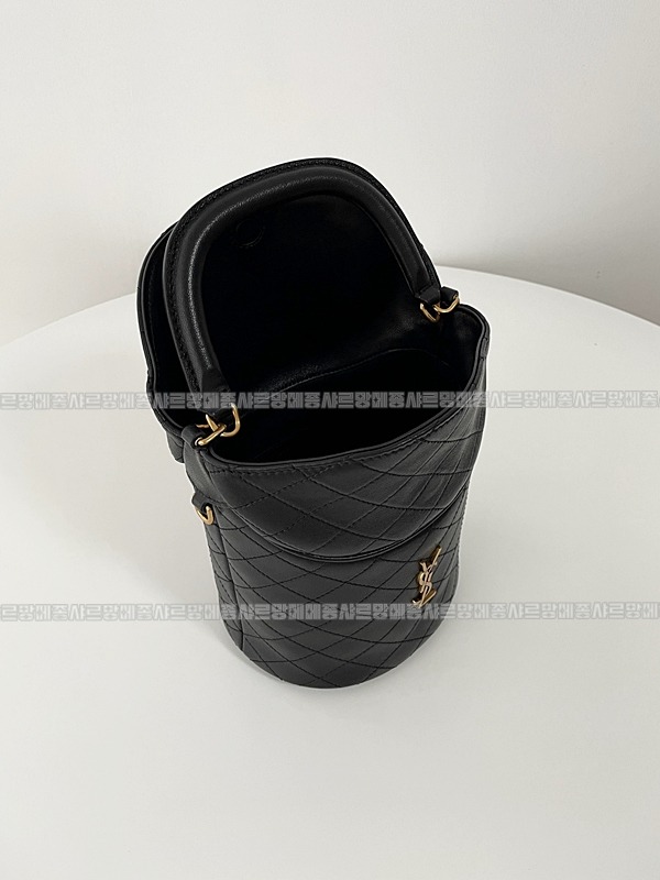 생로랑가비버킷백 20260410-170115-008루.jpg