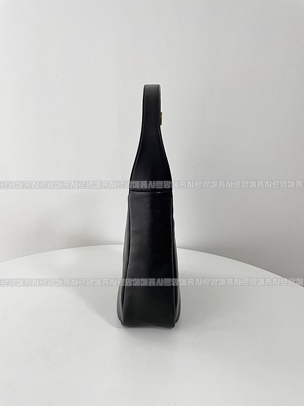 생로랑르5아7호보백 20260410-171621-013루.jpg