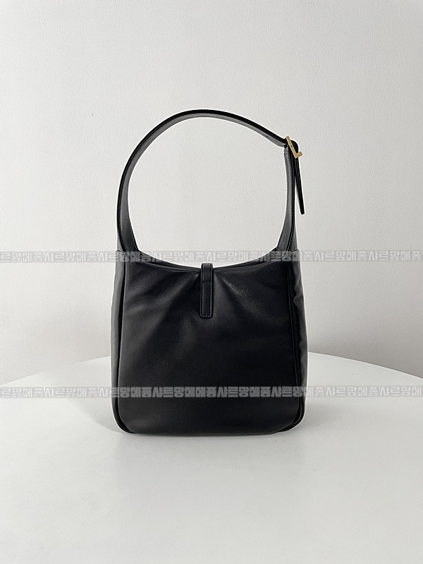 생로랑르5아7호보백 20260410-171621-014루.jpg