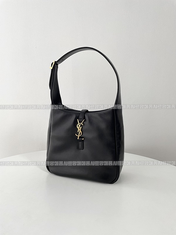 생로랑르5아7호보백 20260410-171621-012루.jpg