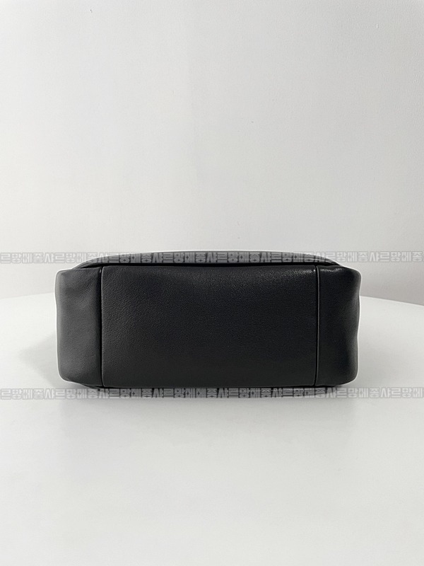 생로랑르5아7호보백 20260410-171621-015루.jpg