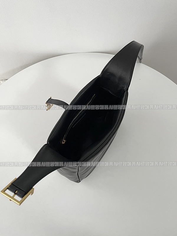 생로랑르5아7호보백 20260410-171622-017루.jpg