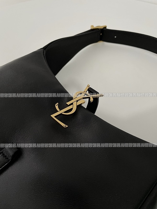 생로랑르5아7호보백 20260410-171620-003루.jpg