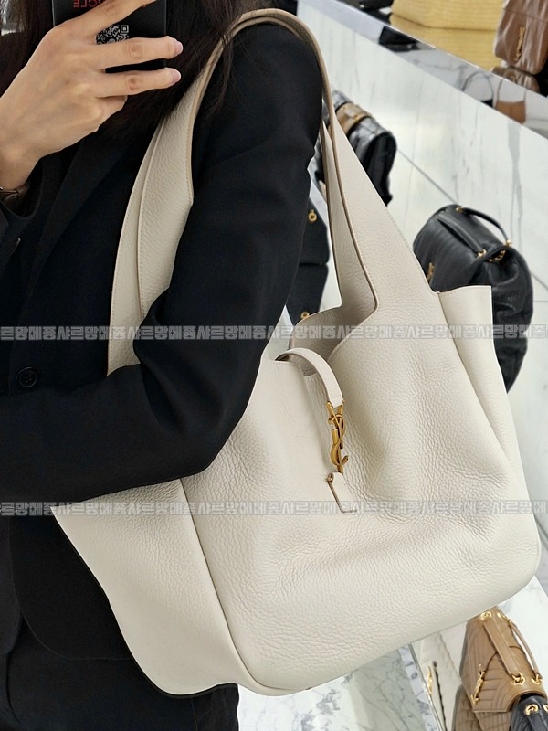 생로랑5아7베아토트백  20260411-102112-023루.jpg