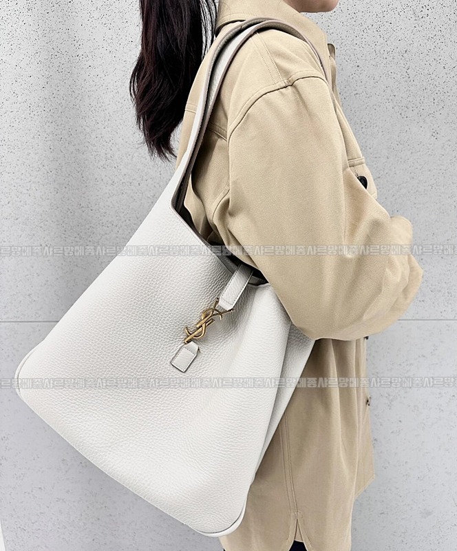 생로랑5아7베아토트백  20260411-102113-026루.jpg