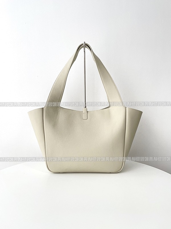 생로랑5아7베아토트백  20260411-102109-003루.jpg