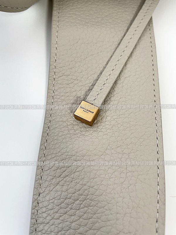 생로랑5아7베아토트백  20260411-102111-015루.jpg