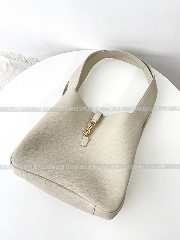 생로랑5아7베아토트백  20260411-102112-018루.jpg