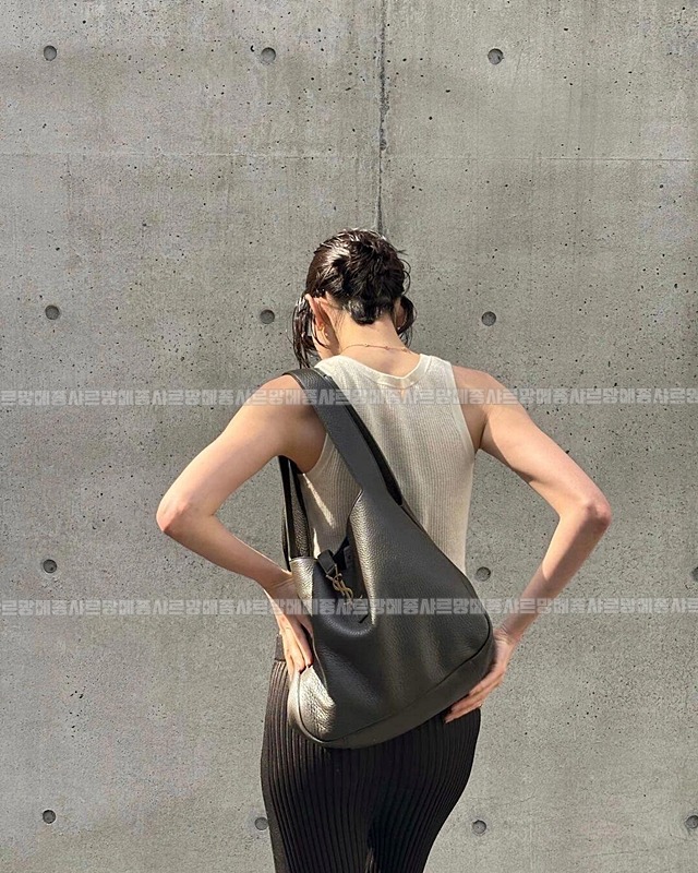 생로랑5아7베아토트백  20260411-102404-030루.jpg