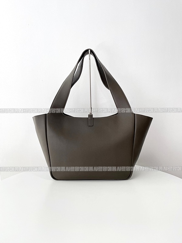 생로랑5아7베아토트백  20260411-102358-003루.jpg