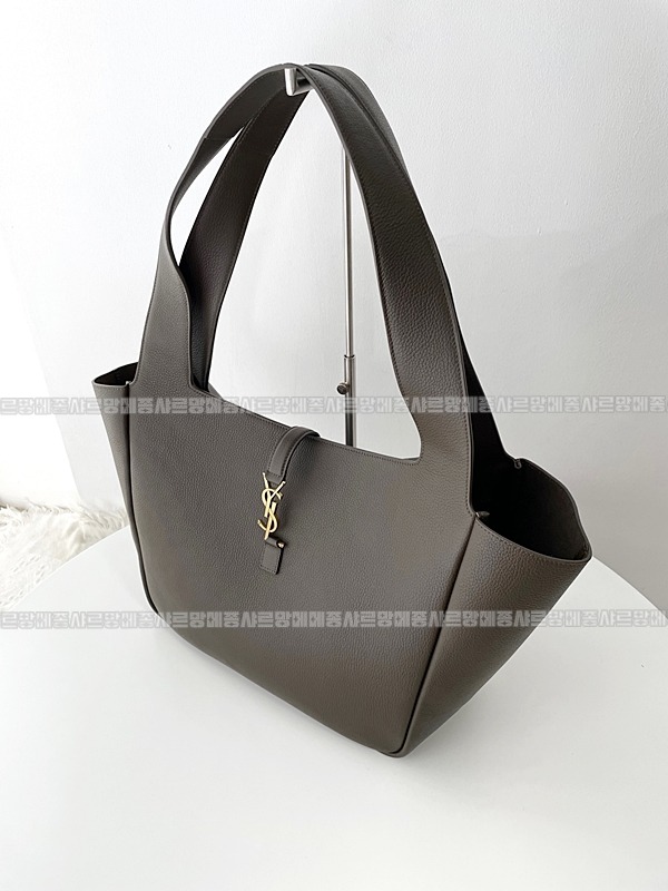 생로랑5아7베아토트백  20260411-102359-006루.jpg