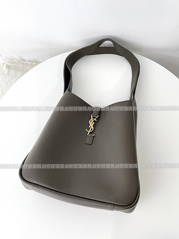 생로랑5아7베아토트백  20260411-102400-011루.jpg