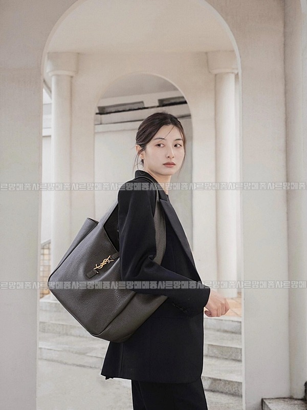 생로랑5아7베아토트백  20260411-102834-030루.jpg