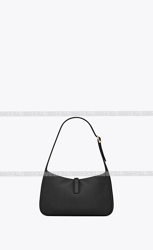 생로랑5아7호보백  20260411-103545-015루.jpg