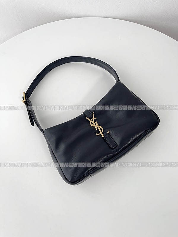 생로랑5아7호보백  20260411-103545-012루.jpg