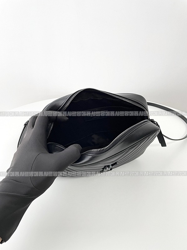 생로랑루카메라백  20260411-104459-007루.jpg