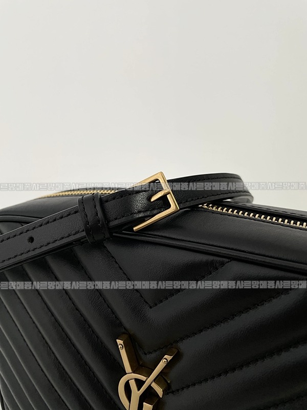 생로랑루카메라백  20260411-104819-011루.jpg