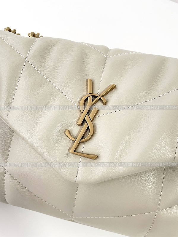 생로랑루루푸퍼백  20260411-105848-010루.jpg