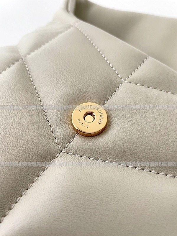 생로랑루루푸퍼백  20260411-105848-012루.jpg