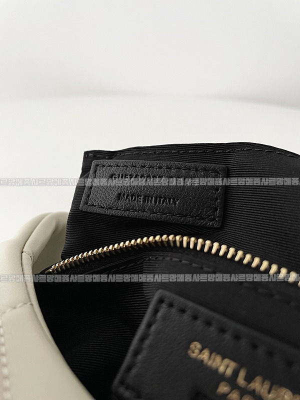 생로랑루루푸퍼백  20260411-105849-017루.jpg