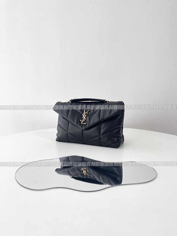 생로랑루루푸퍼백  20260411-111607-002루.jpg