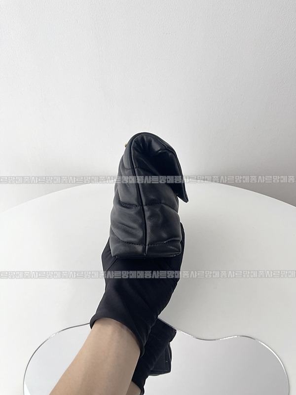 생로랑루루푸퍼백  20260411-111607-004루.jpg