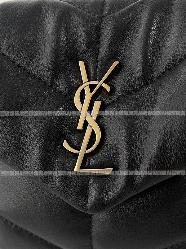 생로랑루루푸퍼백  20260411-111608-010루.jpg