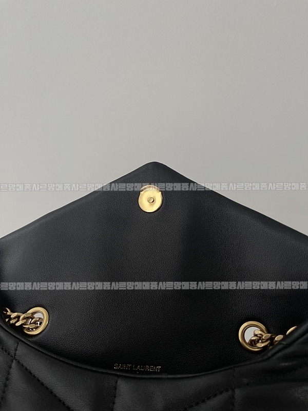 생로랑루루푸퍼백  20260411-111608-013루.jpg