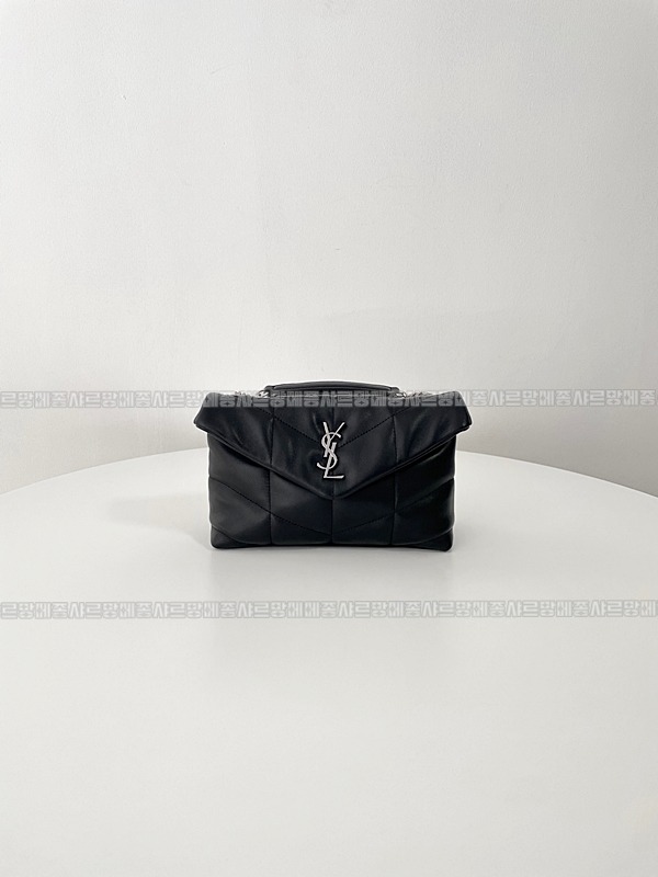 생로랑루루푸퍼백  20260411-112241-001루.jpg