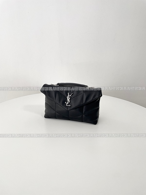 생로랑루루푸퍼백  20260411-112241-002루.jpg