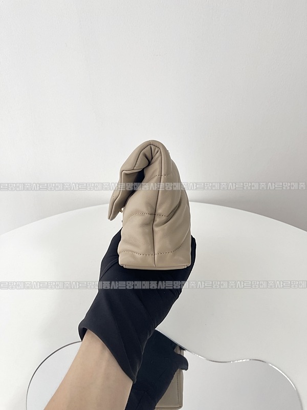 생로랑루루푸퍼백  20260411-112513-004루.jpg