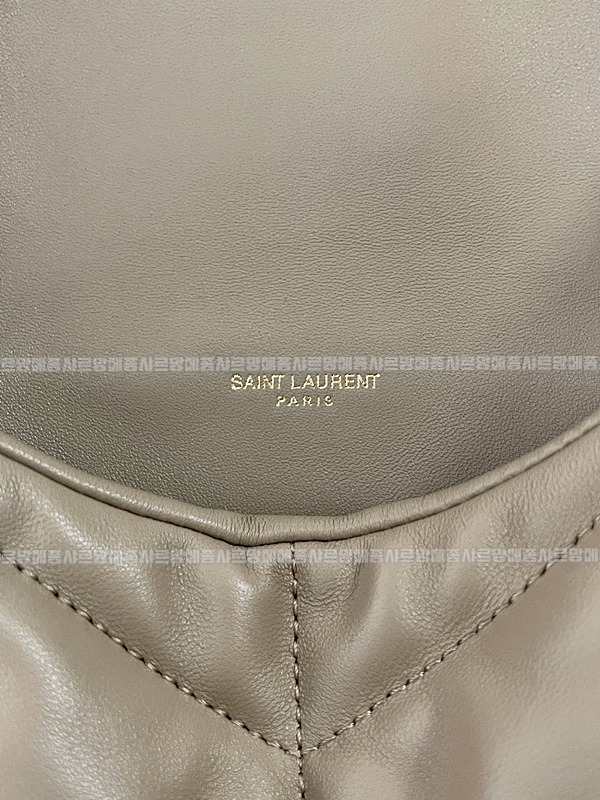 생로랑루루푸퍼백  20260411-112515-012루.jpg