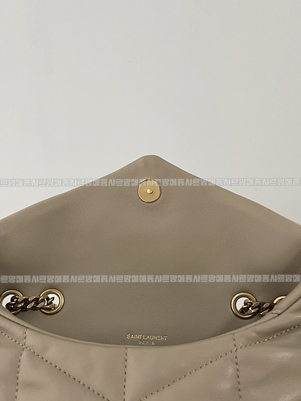 생로랑루루푸퍼백  20260411-112515-013루.jpg