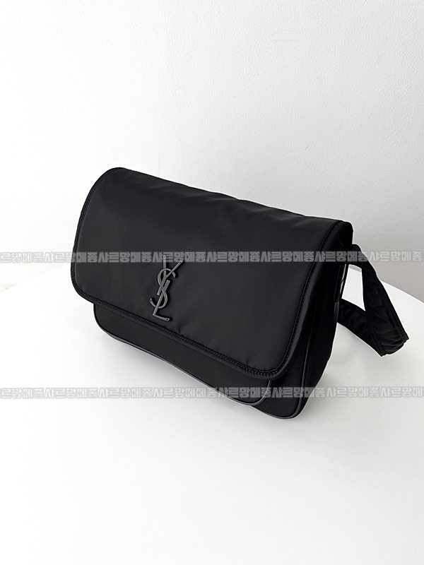 생로랑에코닐니키메신저백  20260411-114120-006루.jpg