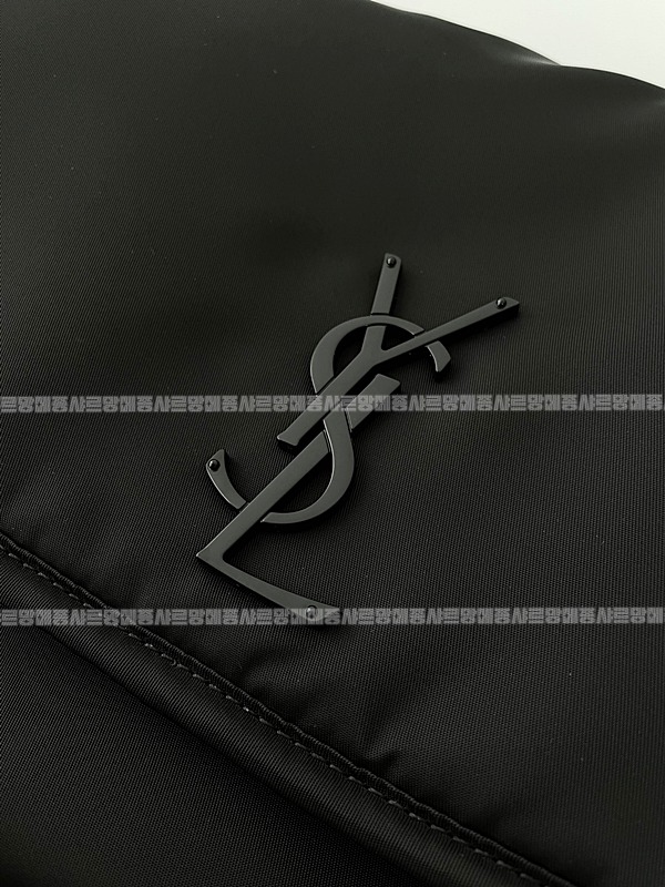 생로랑에코닐니키메신저백  20260411-114121-010루.jpg