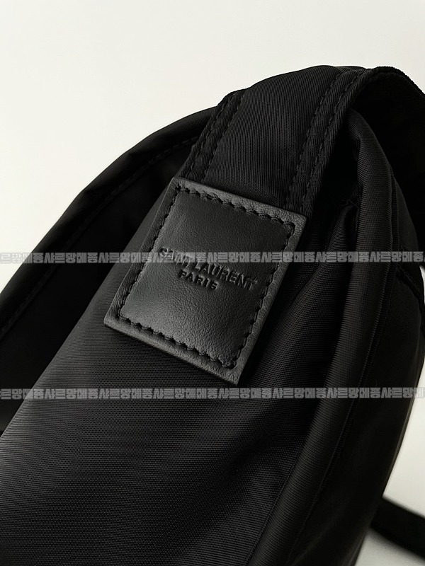 생로랑에코닐니키메신저백  20260411-114121-013루.jpg