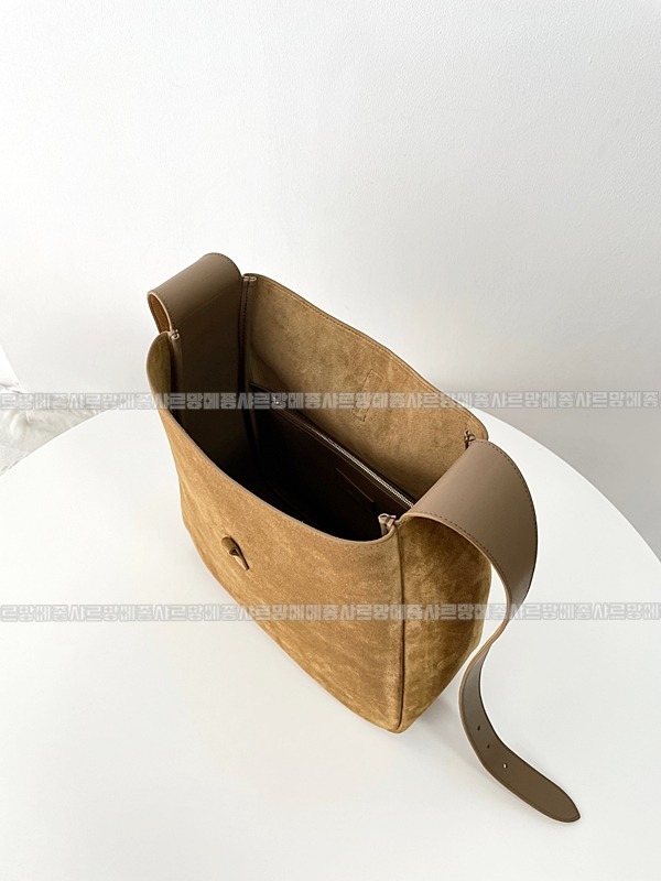 생로랑르5아7서플숄더백라지  20260411-115343-006루.jpg