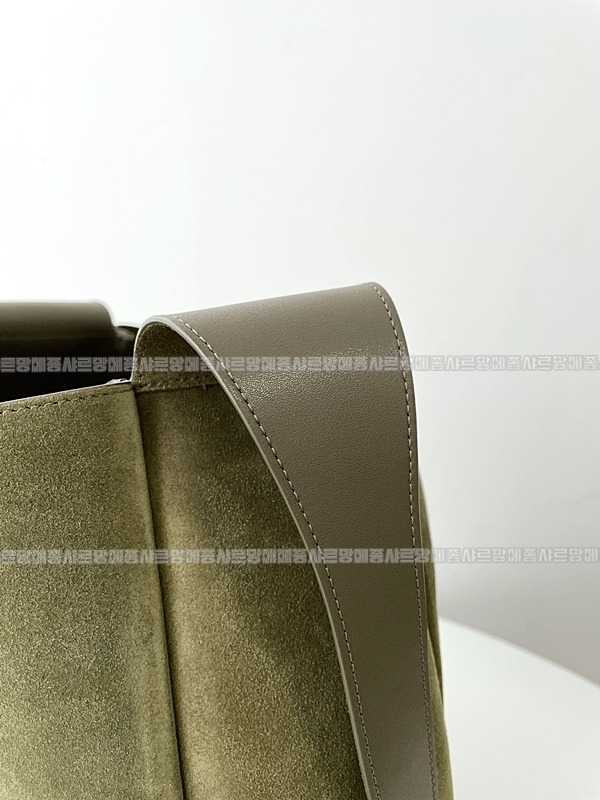 생로랑르5아7서플숄더백라지  20260411-115724-015루.jpg