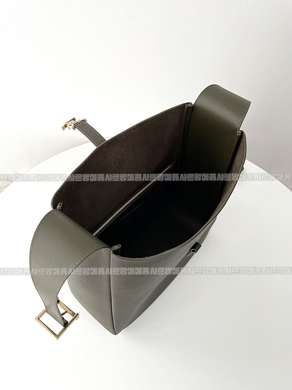 생로랑르5아7소프트라지  20260411-140235-007루.jpg