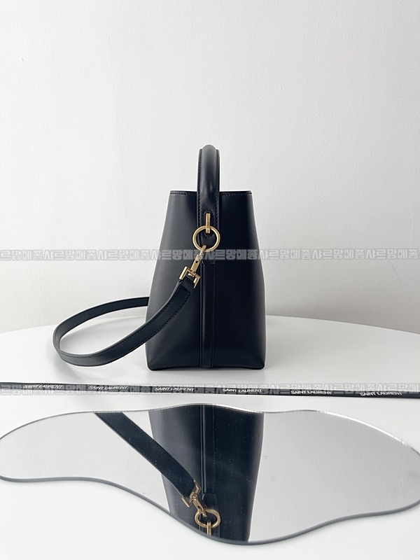 생로랑LE37버킷백  20260411-144658-004루.jpg