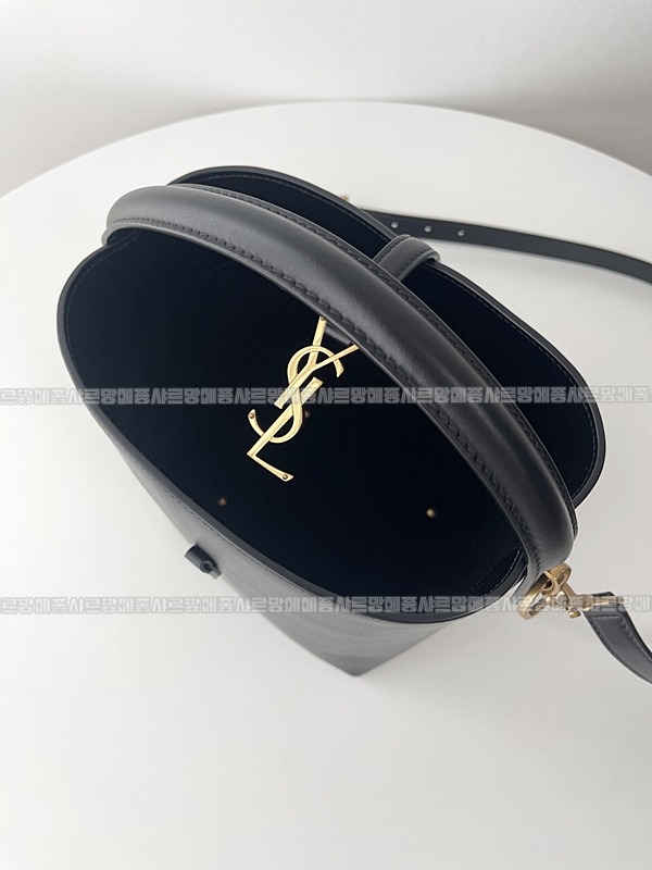 생로랑LE37버킷백  20260411-144658-006루.jpg