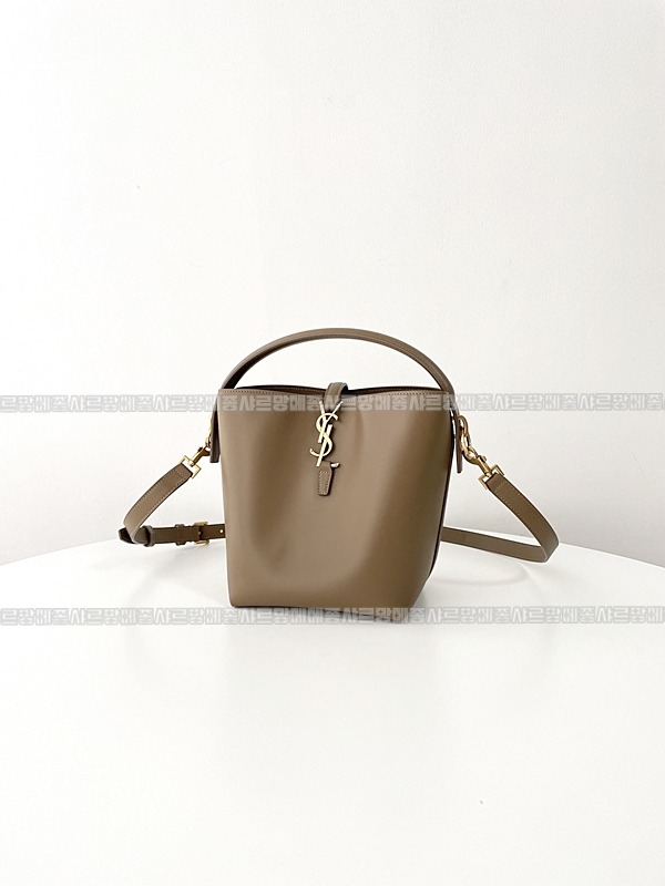 생로랑LE37버킷백  20260411-145026-002루.jpg