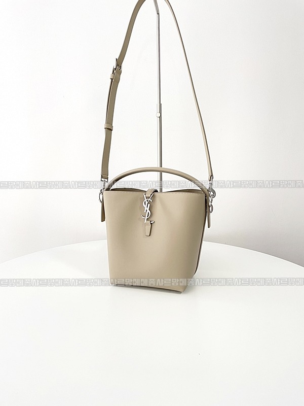 생로랑LE37버킷백  20260411-145745-008루.jpg