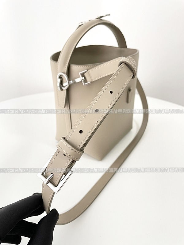 생로랑LE37버킷백  20260411-145747-016루.jpg