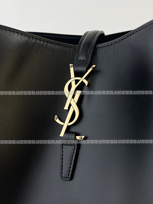 생로랑LE37버킷백미디움  20260411-151110-008루.jpg