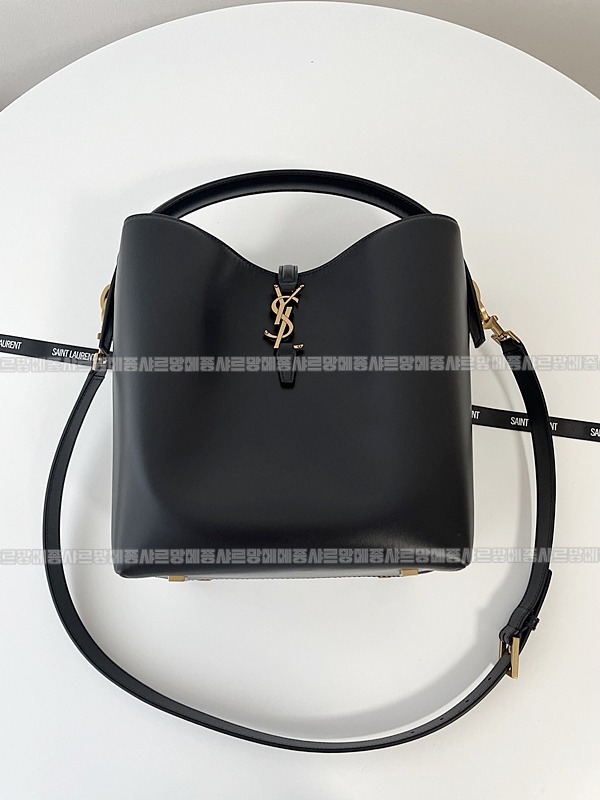 생로랑LE37버킷백미디움  20260411-151110-010루.jpg