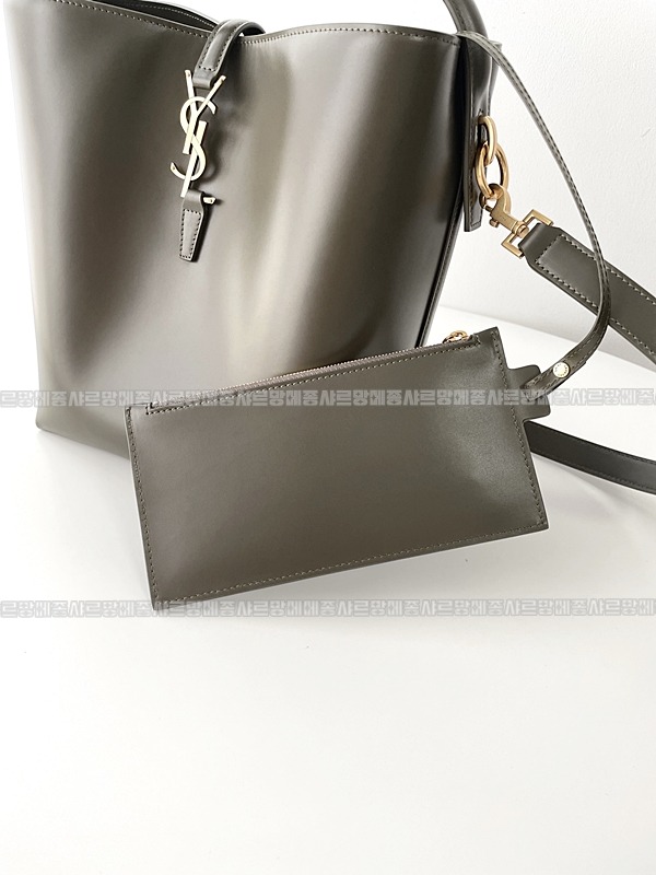 생로랑LE37버킷백미디움  20260411-164144-020루.jpg