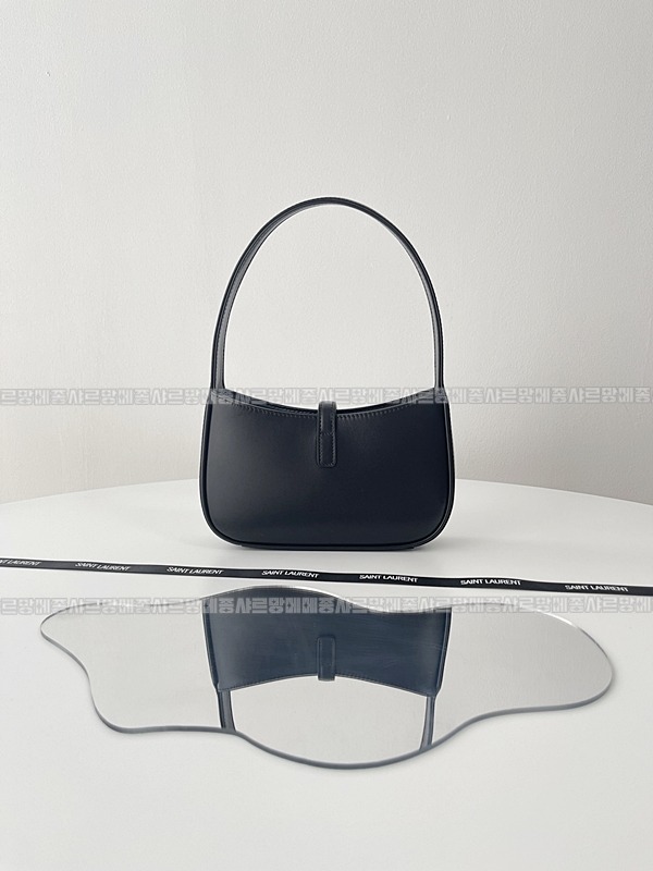 생로랑르5아7호보백미니  20260412-133121-003루.jpg