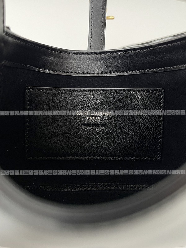 생로랑르5아7호보백미니  20260412-133122-009루.jpg