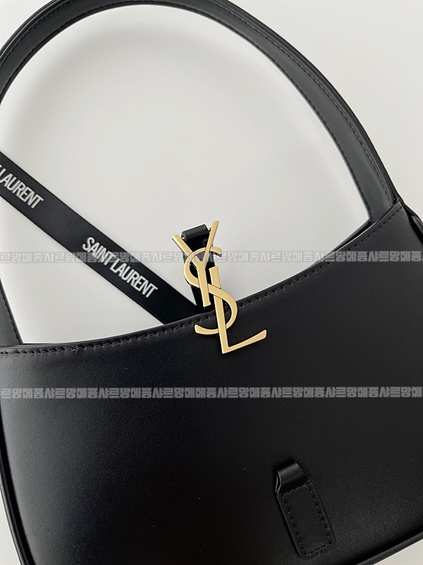 생로랑르5아7호보백미니  20260412-133122-008루.jpg